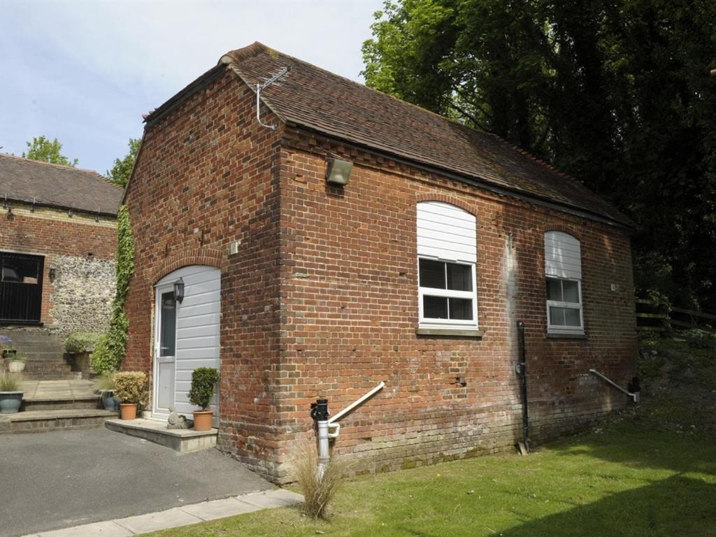 Lower Bell Apartment Aylesford Exterior photo